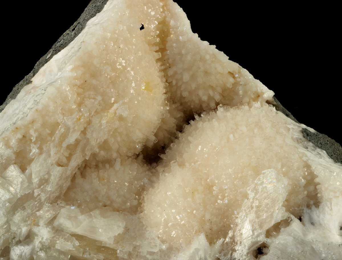 Natrolite & Thomsonite-Ca