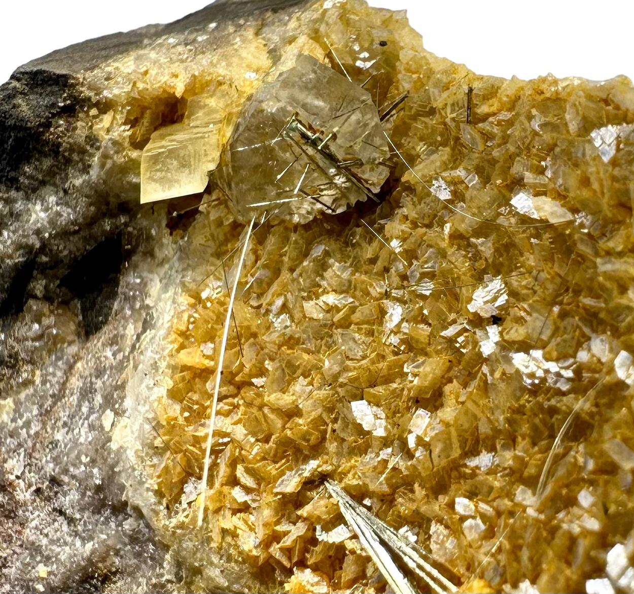 Millerite & Calcite