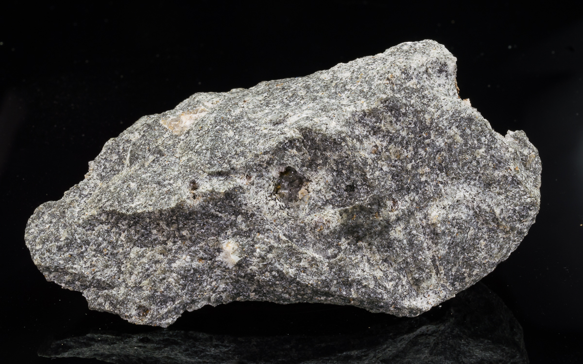 Arisite With Tuperssuatsiaite