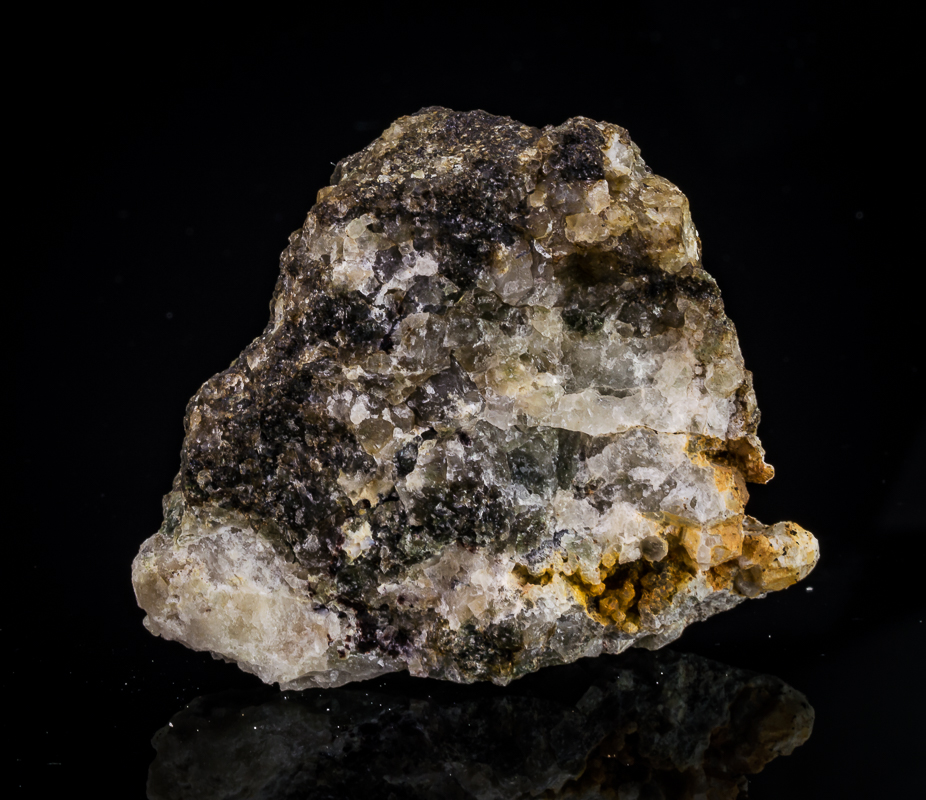 Tugtupite Sodalite Analcime Chkalovite & Natrolite