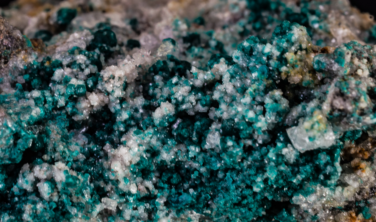 Rosasite Cerussite & Dolomite