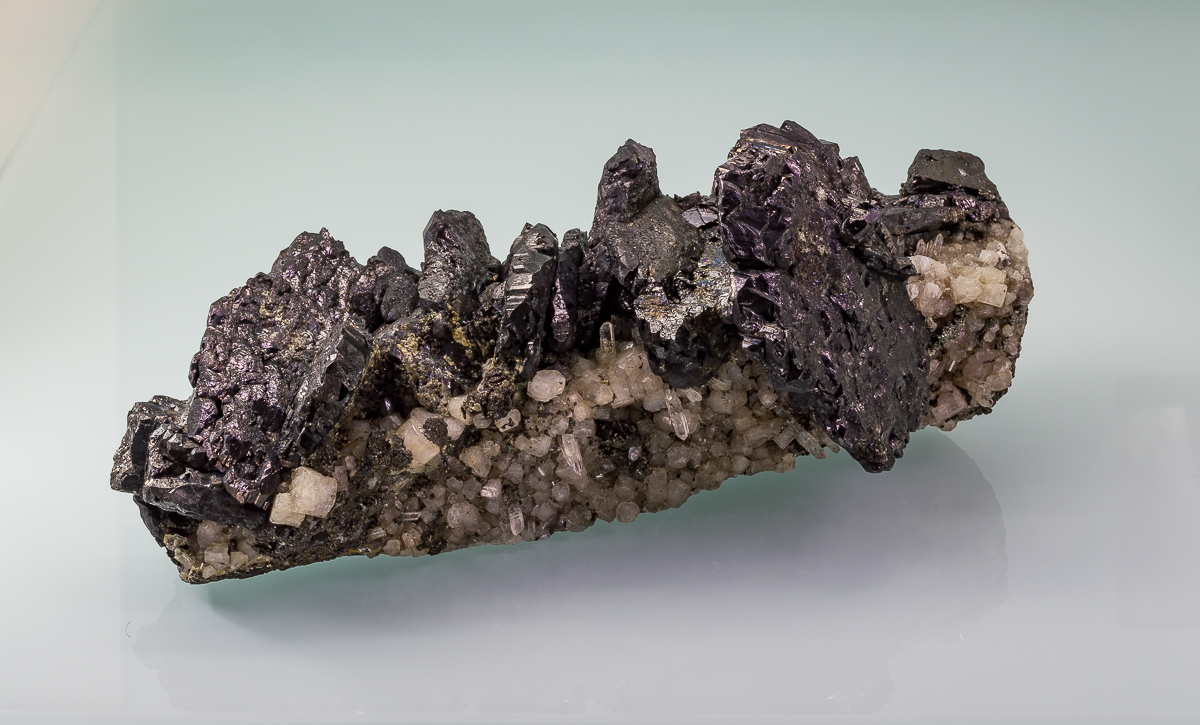 Ferberite With Fluorapatite