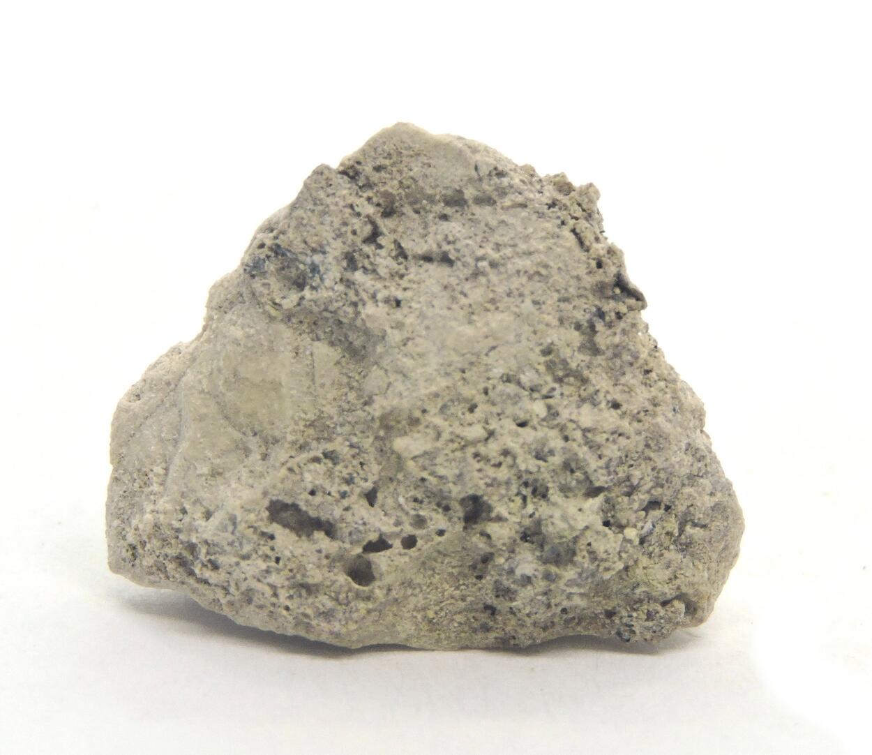Boussingaultite