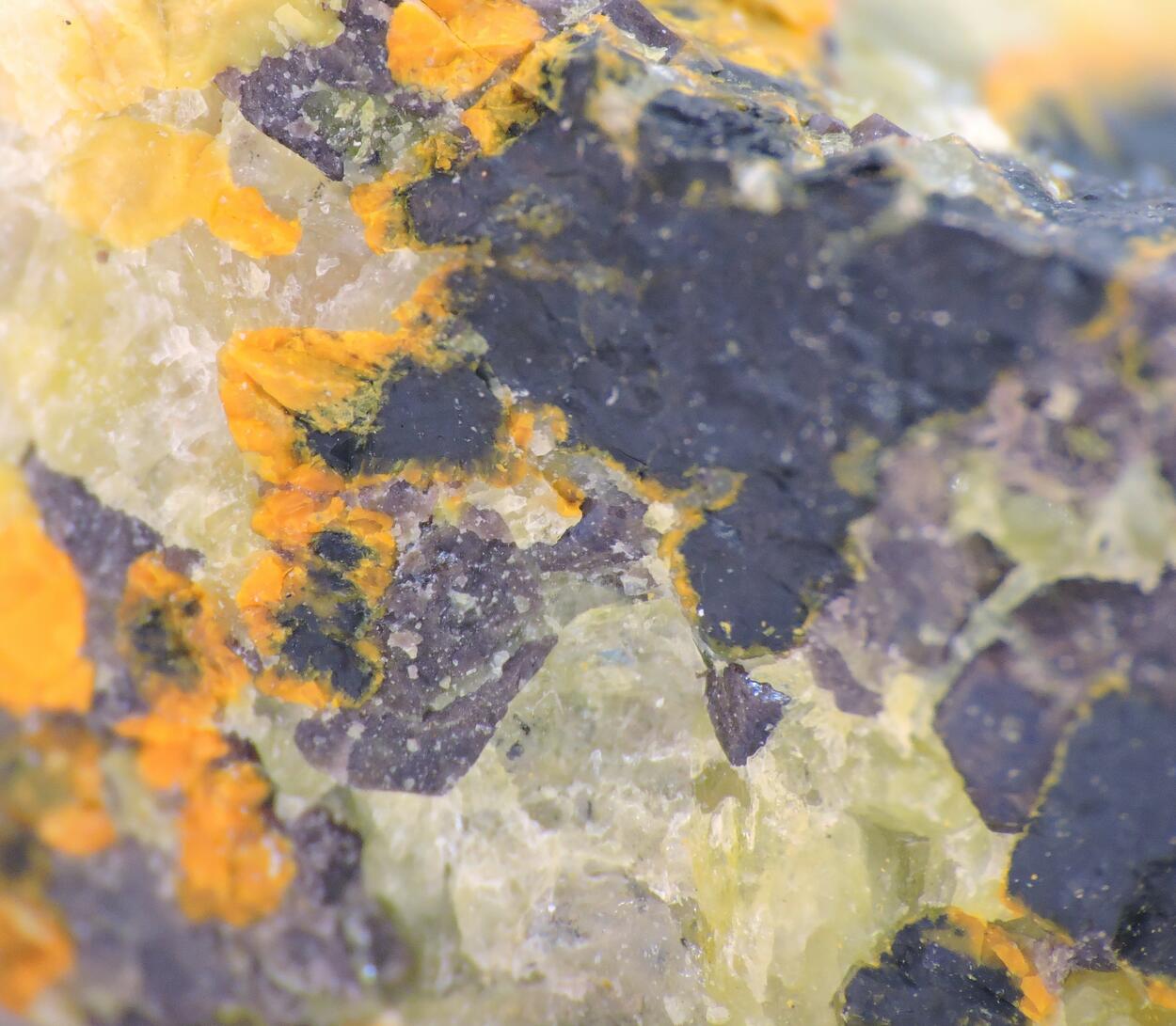 Uraninite With Soddyite & Gummite