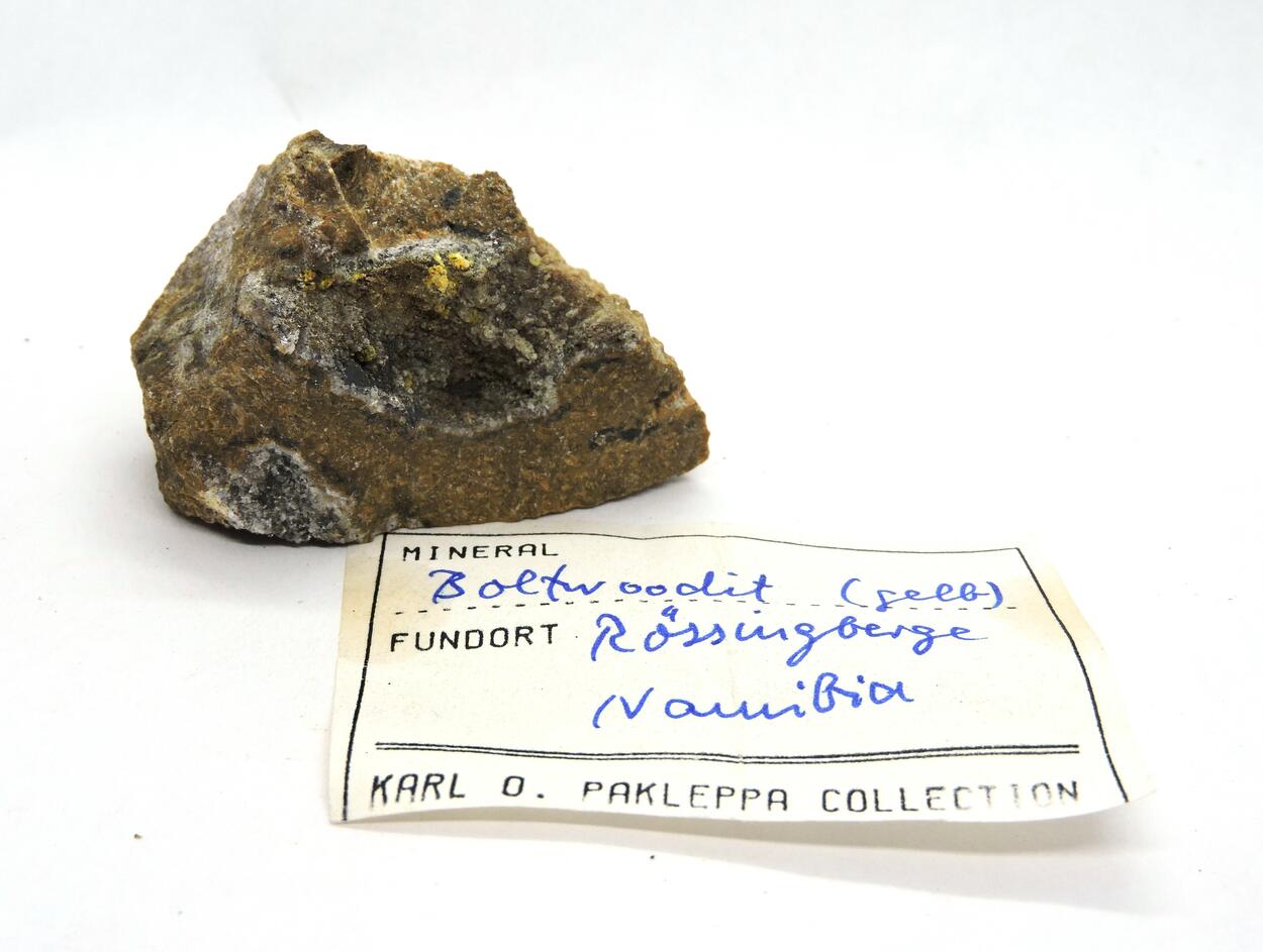 Boltwoodite