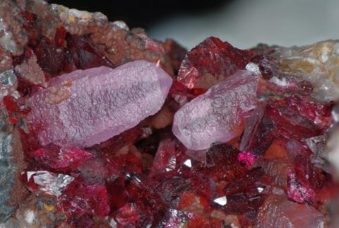 Cobaltoan Austinite Cobaltlotharmeyerite Roselite & Calcite