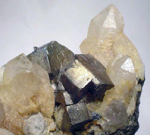 Pyrrhotite & Quartz