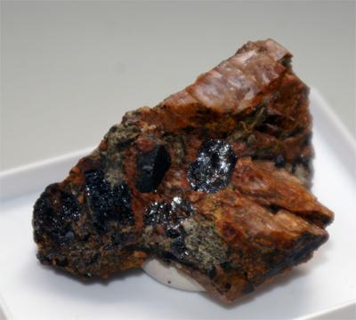 Thortveitite & Euxenite-(Y)