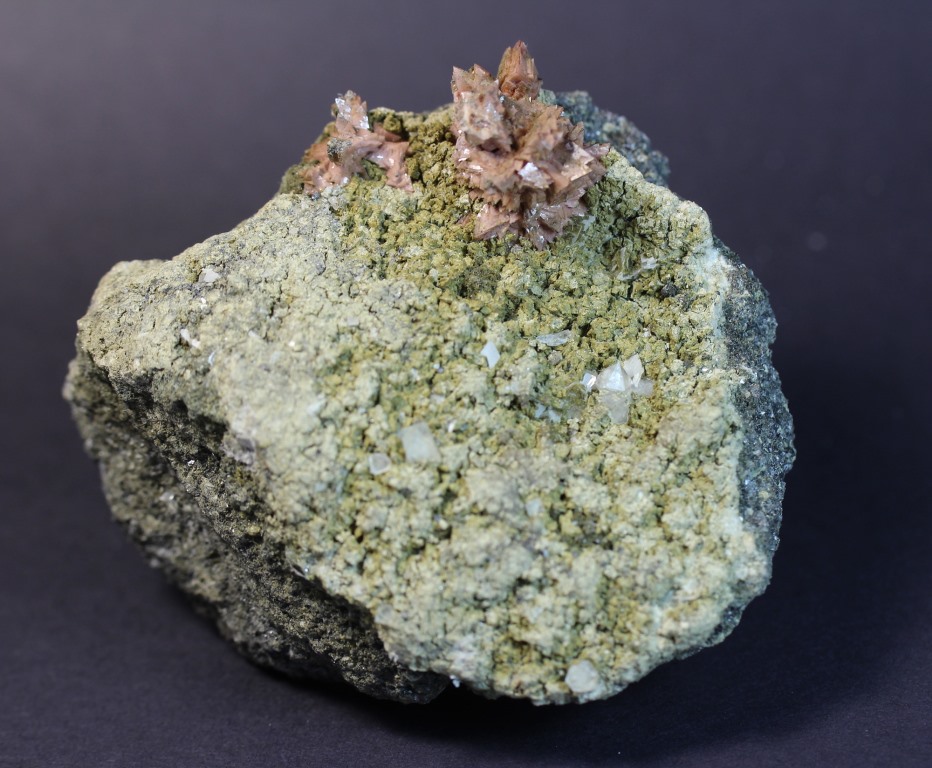 Genthelvite