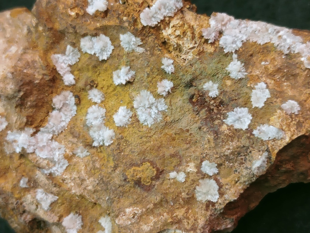 Wavellite