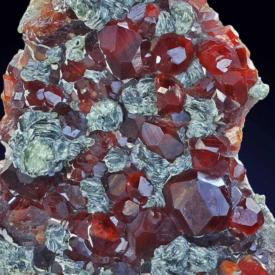 Grossular Var Hessonite With Clinochlore