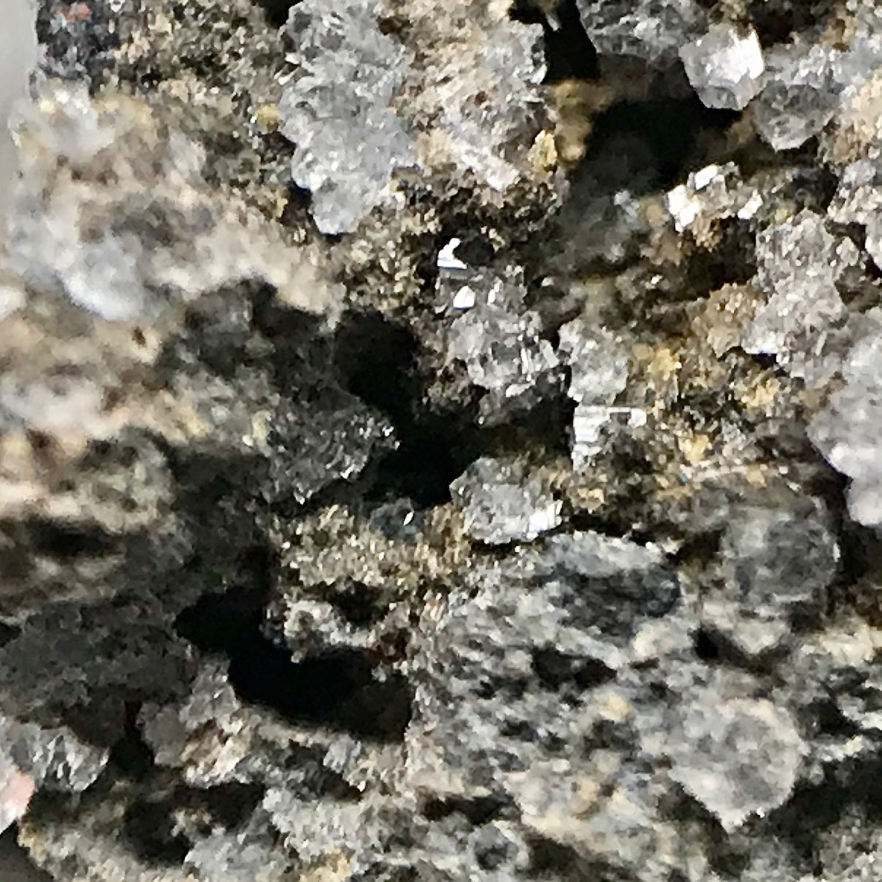 Phillipsite-Na