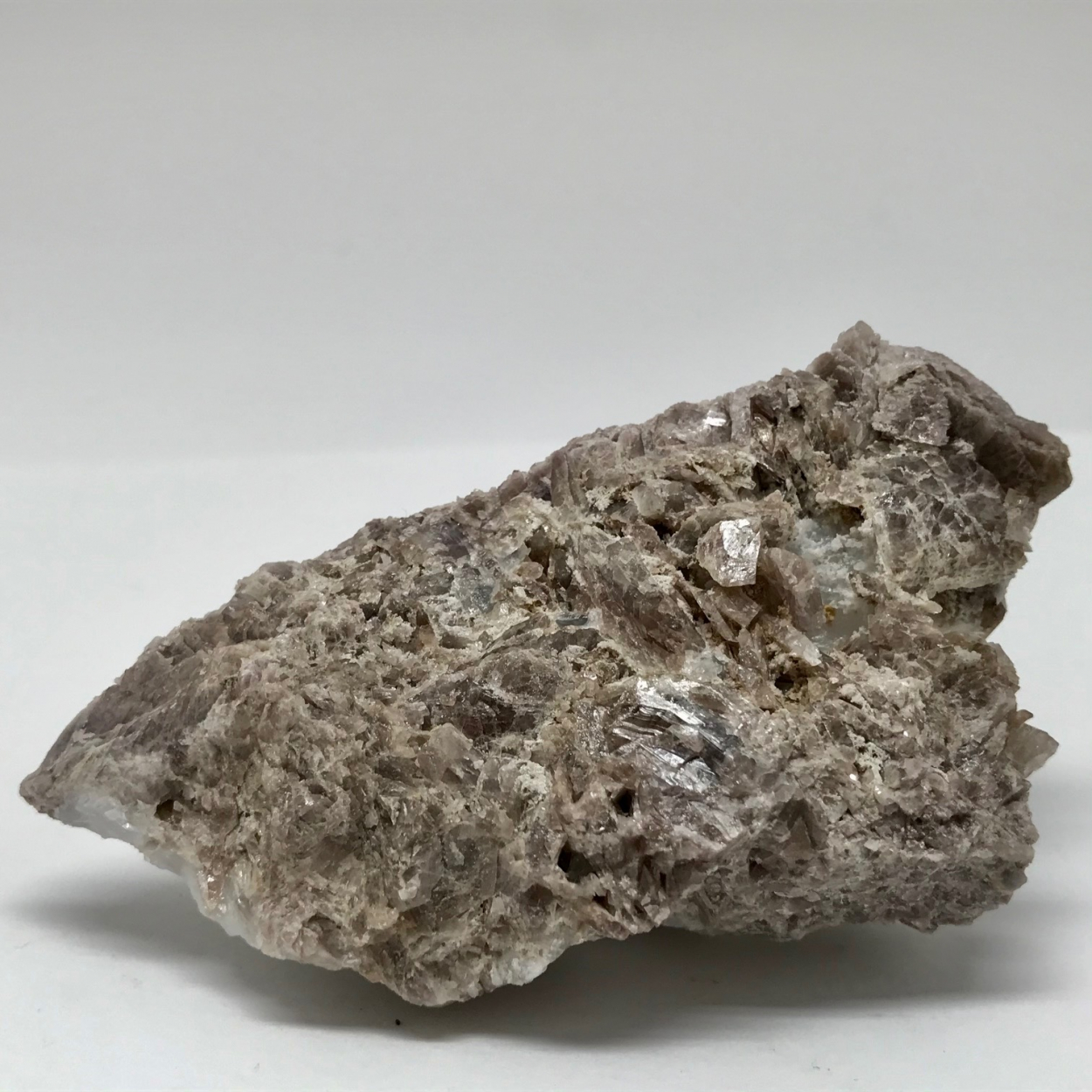 Axinite-(Mg)