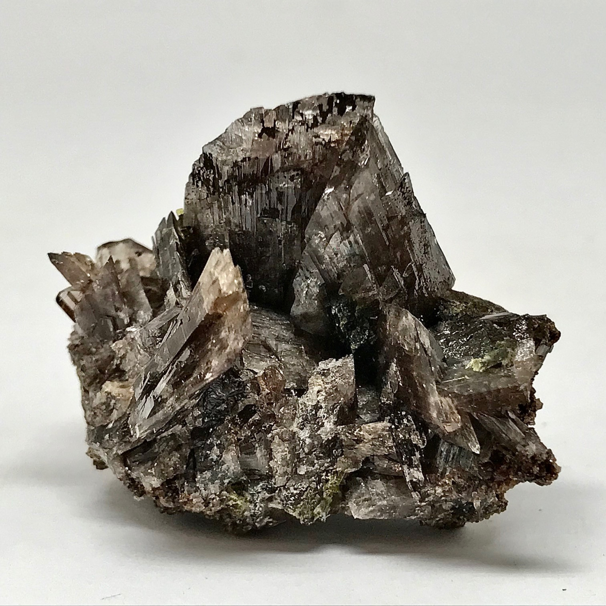 Axinite-(Mn)