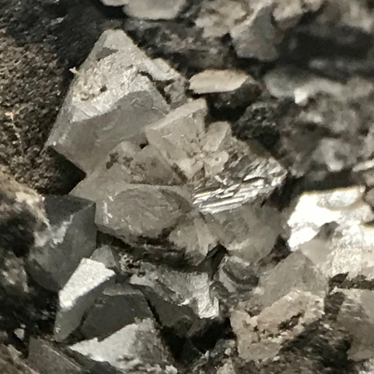 Sénarmontite