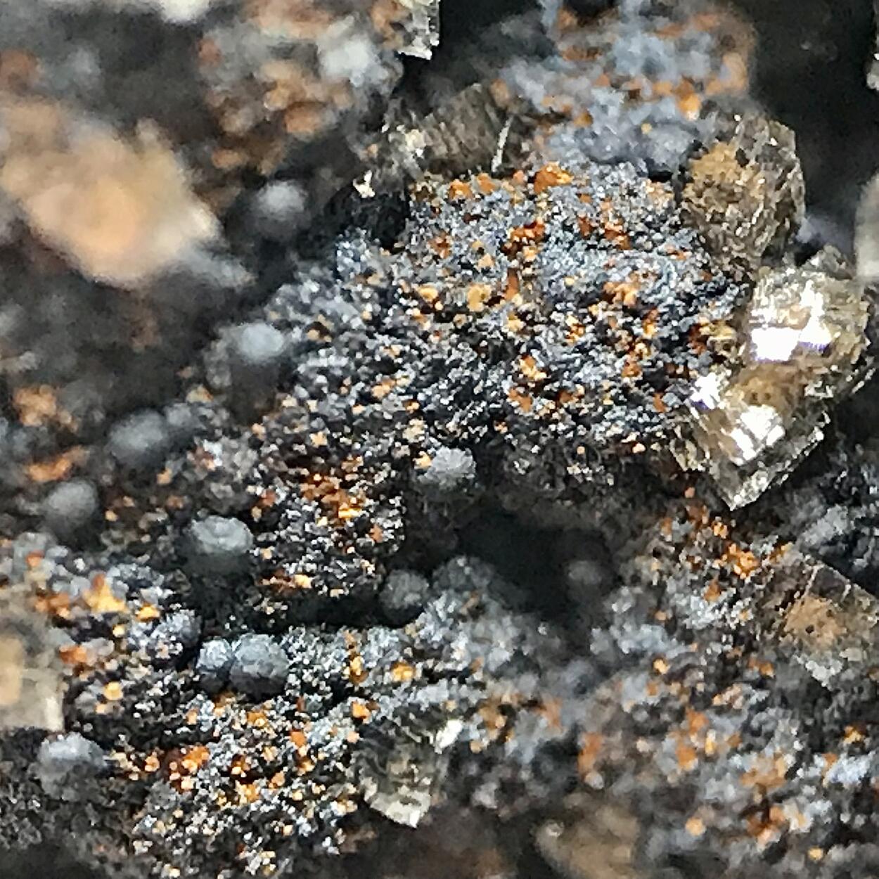 Hetaerolite