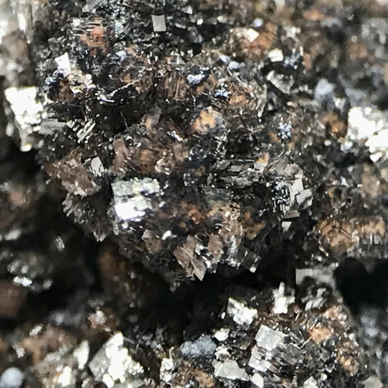 Hetaerolite