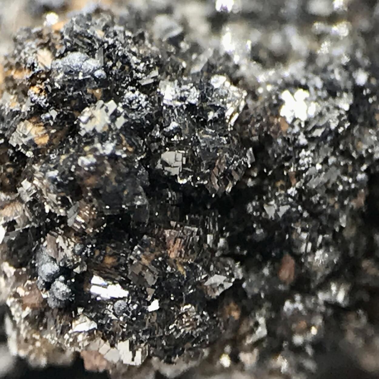 Hetaerolite