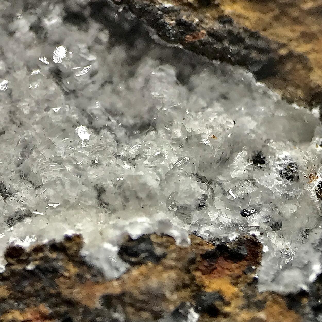 Hydrozincite