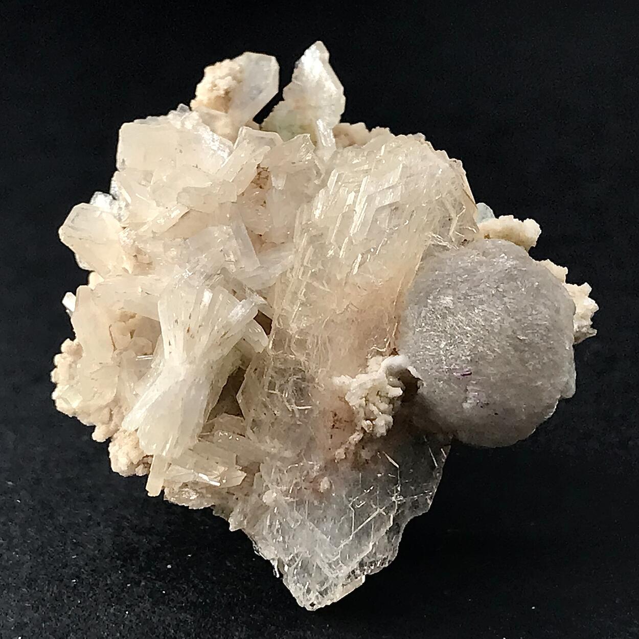 Thomsonite