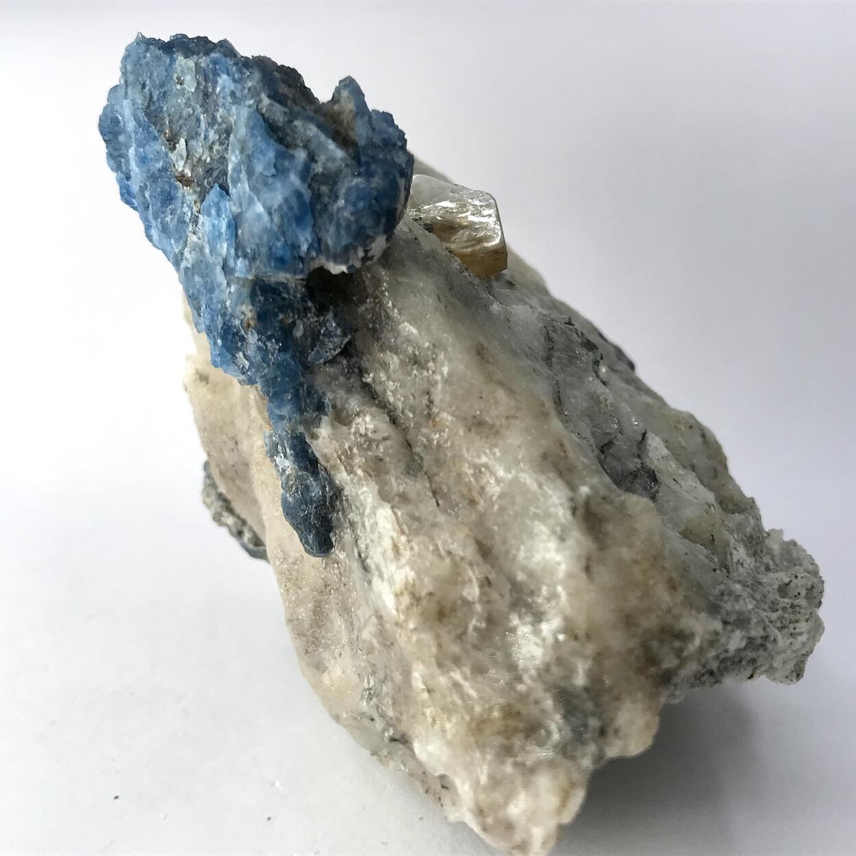 Afghanite