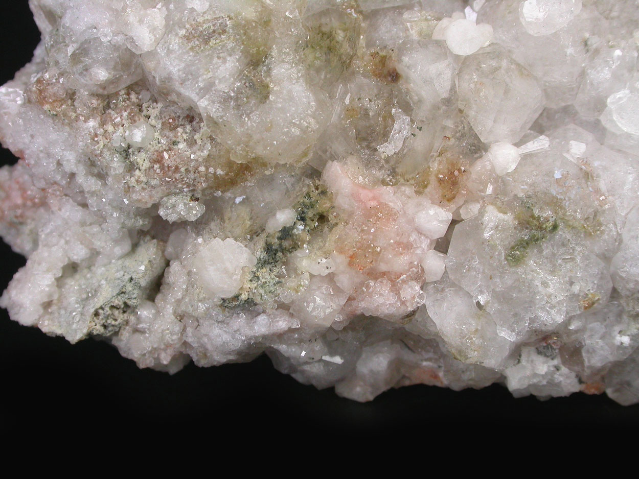 Analcime Calcite & Chalcopyrite
