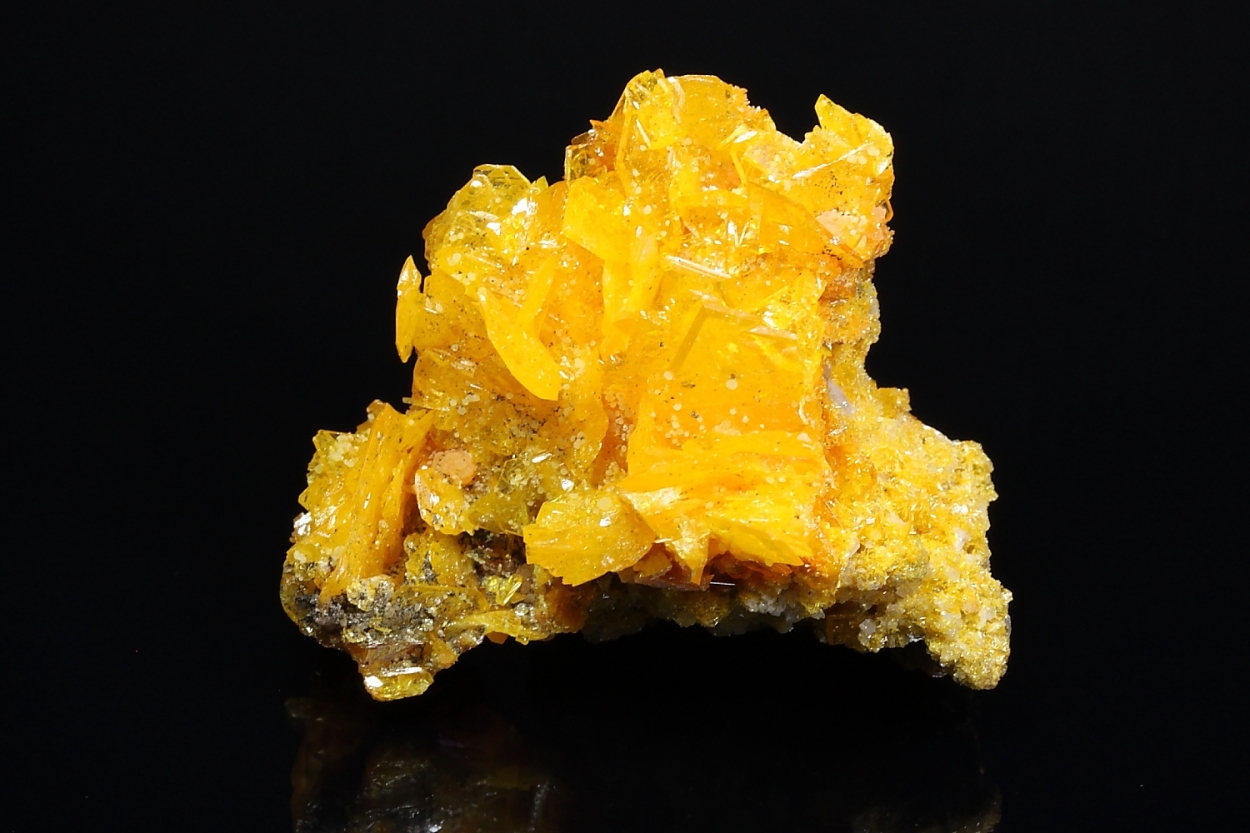 Wulfenite