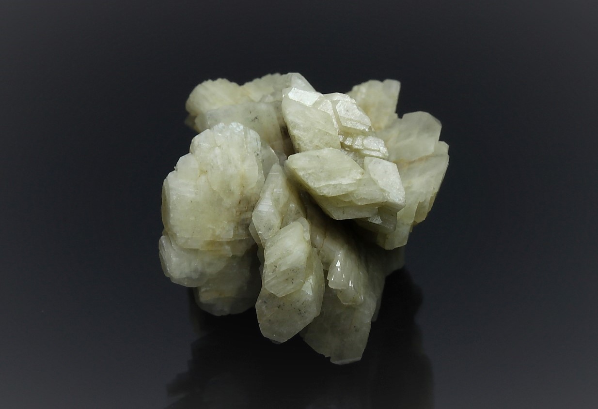 K Feldspar Var Adularia