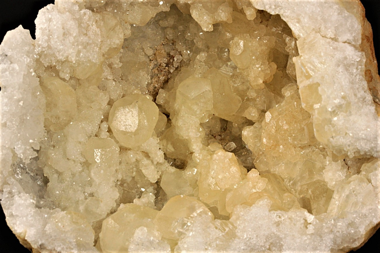 Calcite With Quartz