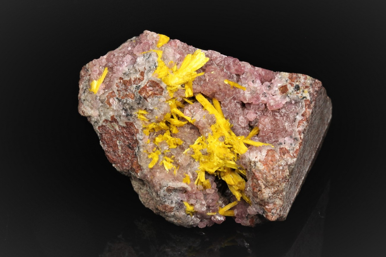 Uranophane Alpha On Cobaltoan Calcite