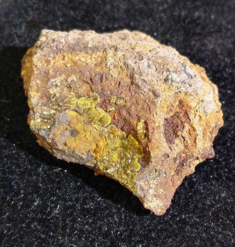 Cyrilovite