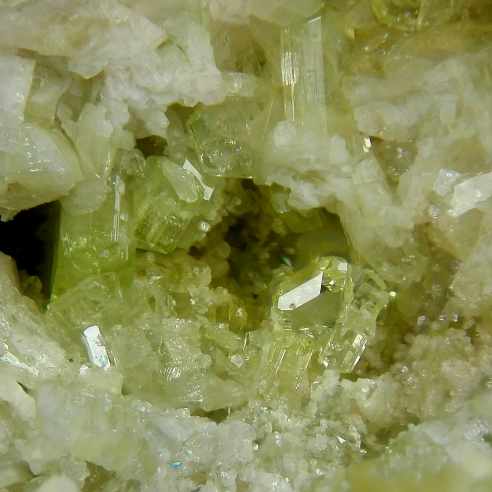 Clinozoisite