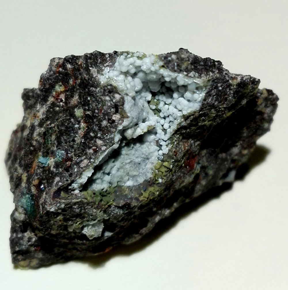 Cowlesite