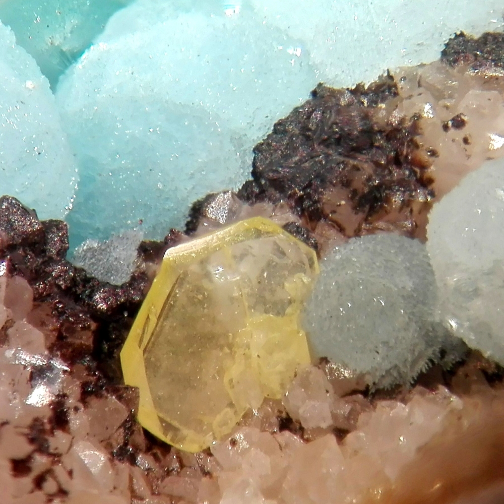 Wulfenite & Hemimorphite