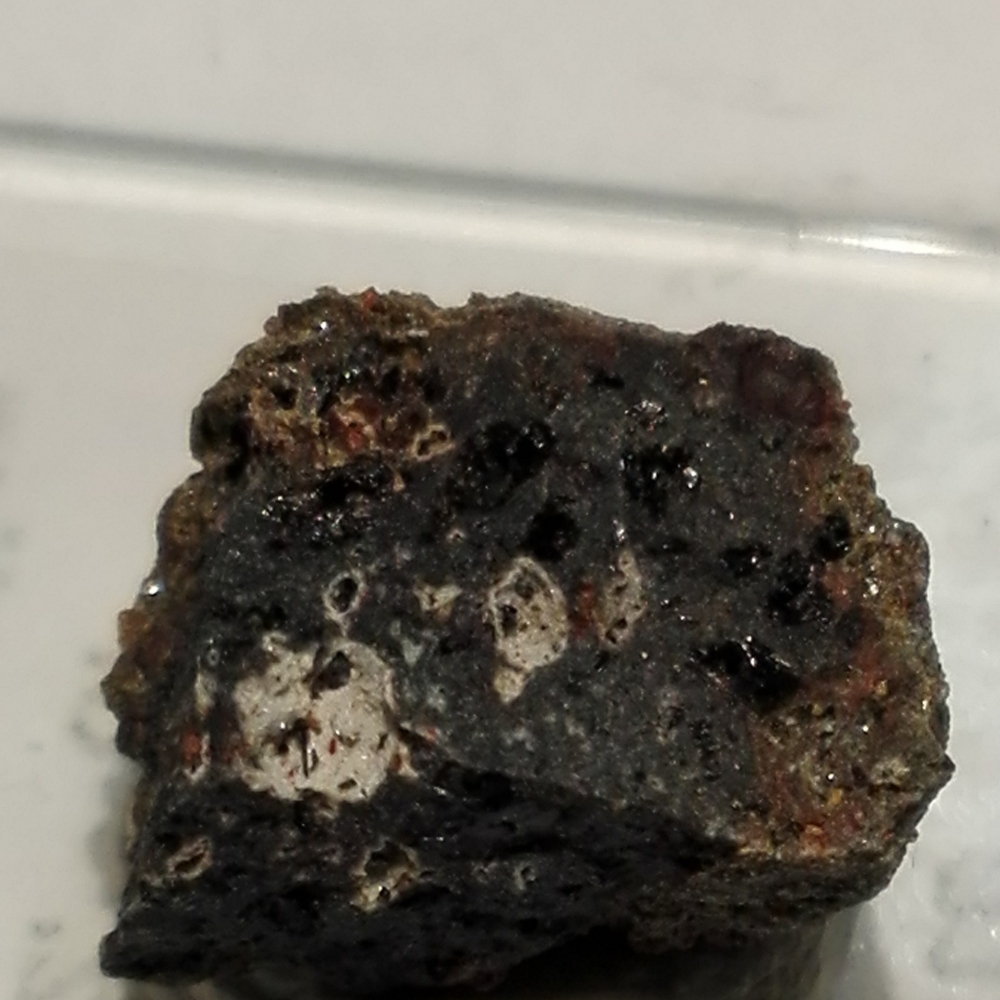 Forsterite & Pseudobrookite