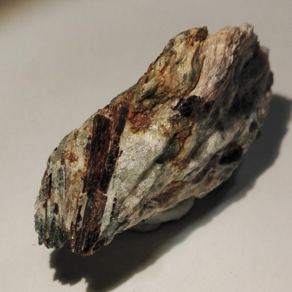 Delhayelite Lamprophyllite & Fenaksite