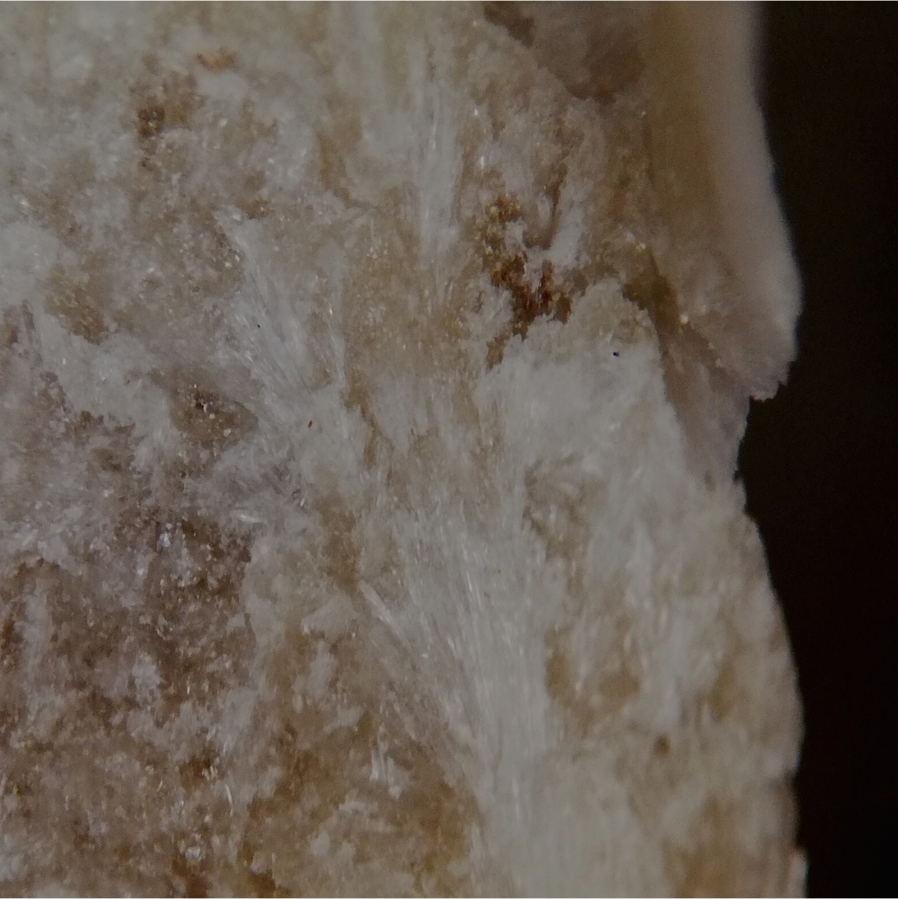 Spadaite