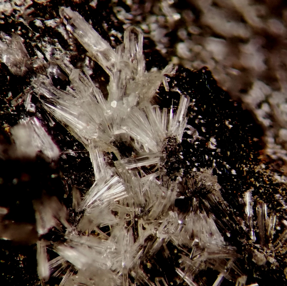Wavellite