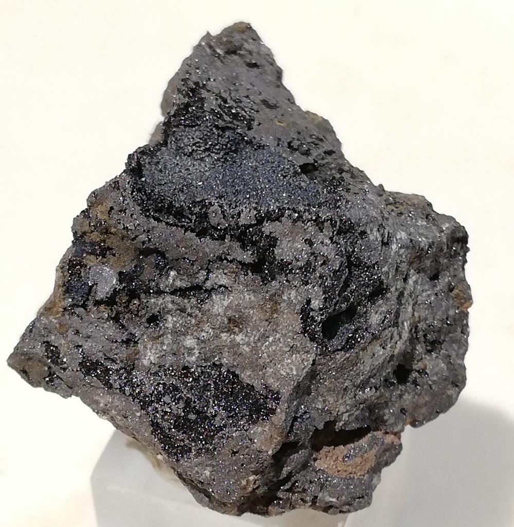 Hetaerolite