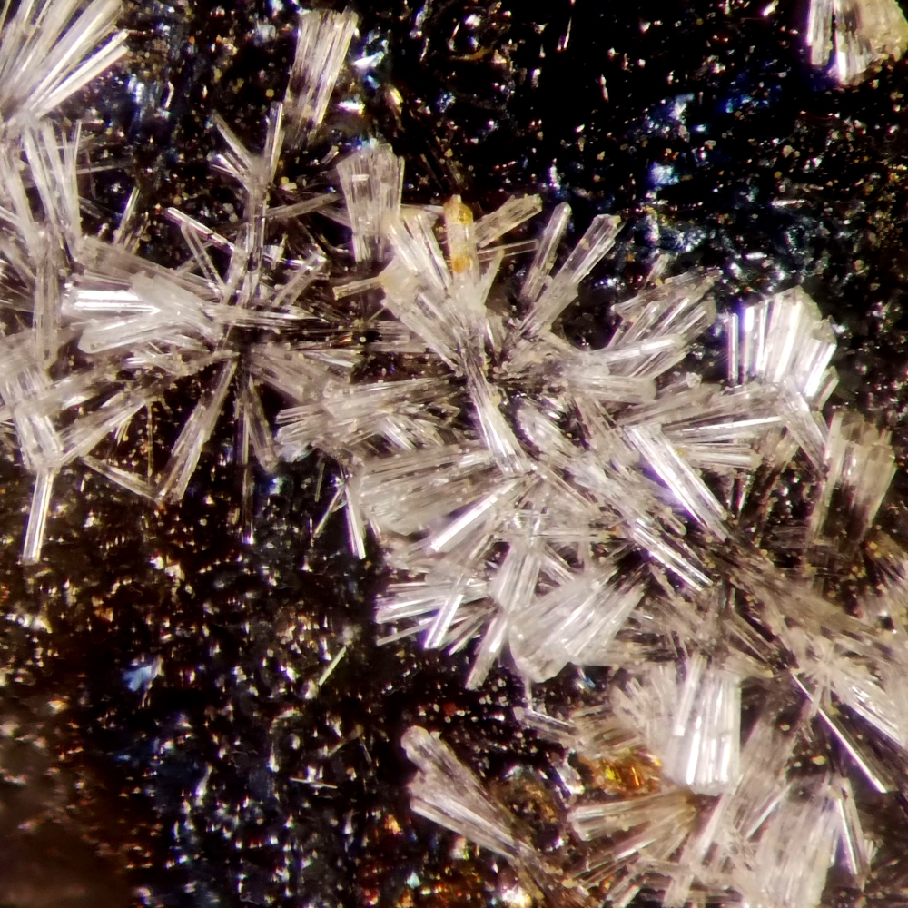 Wavellite