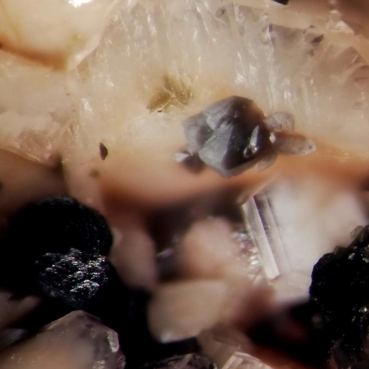 Hingganite-(Y)