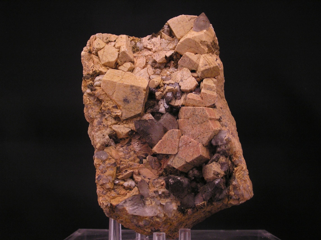 K Feldspar & Quartz