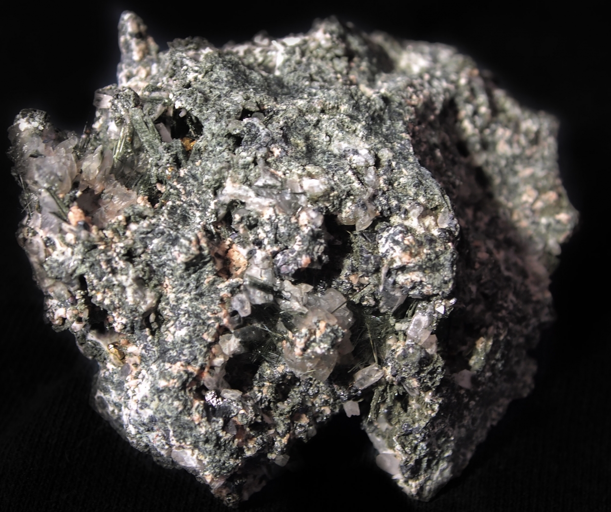 Calcite Ferro-hornblende Pyrite & Ferro-actinolite