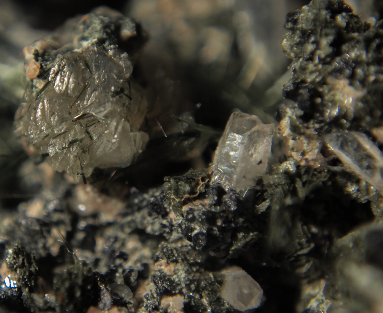 Calcite Ferro-hornblende Pyrite & Ferro-actinolite