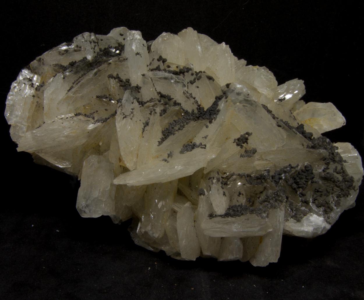 Baryte & Pyrolusite