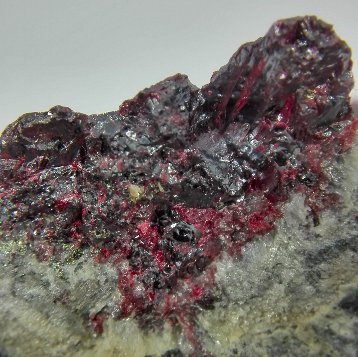 Erythrite