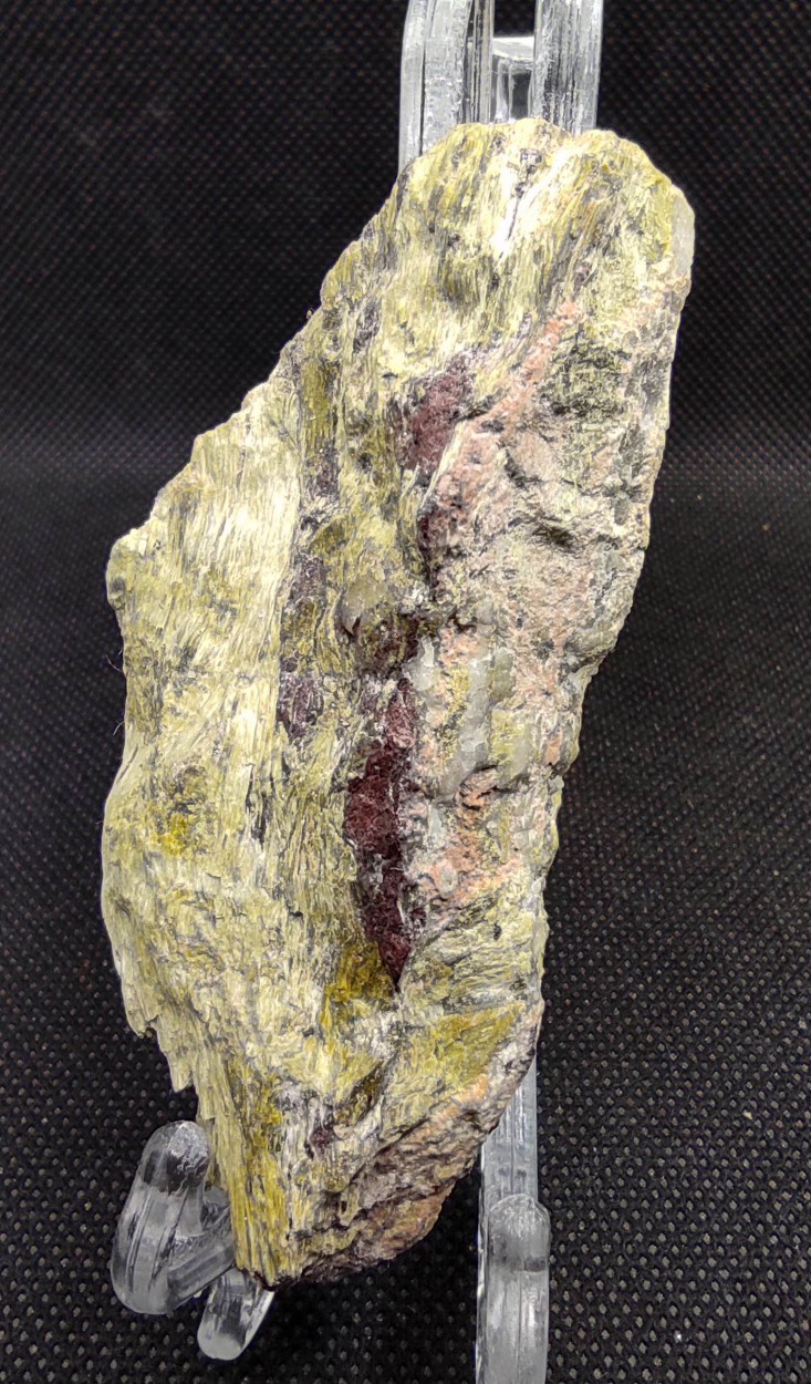 Carpholite