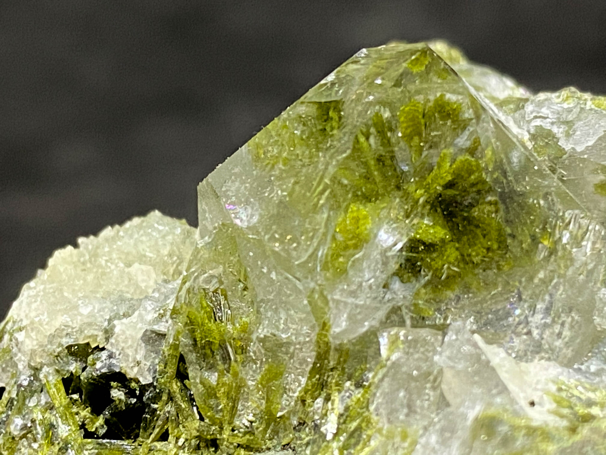 Quartz & Clinozoisite