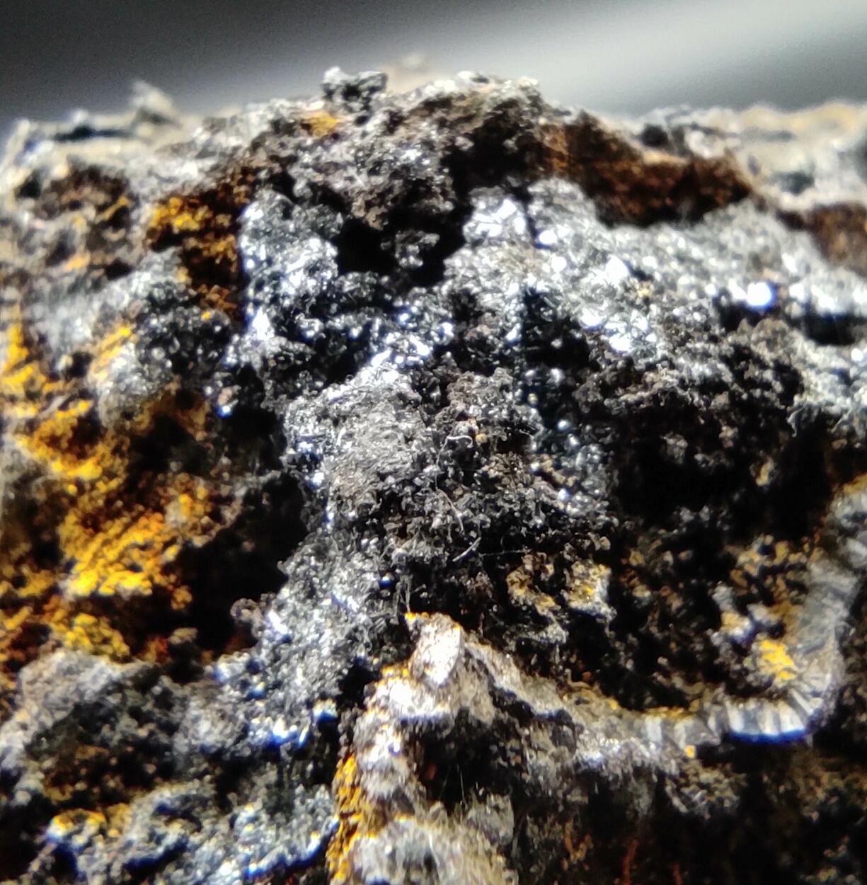 Ranciéite & Todorokite On Goethite