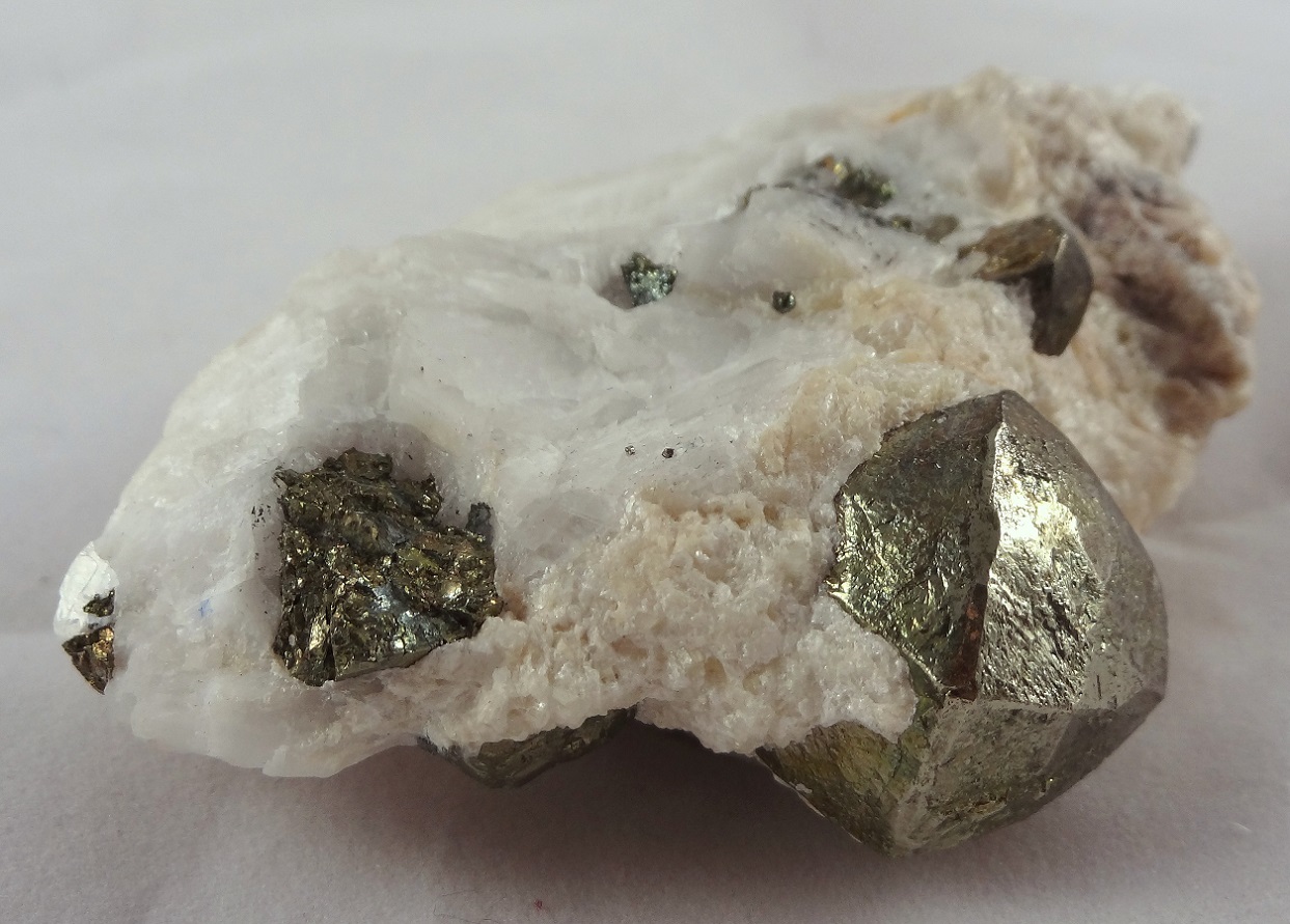 Pyrite & Magnesite